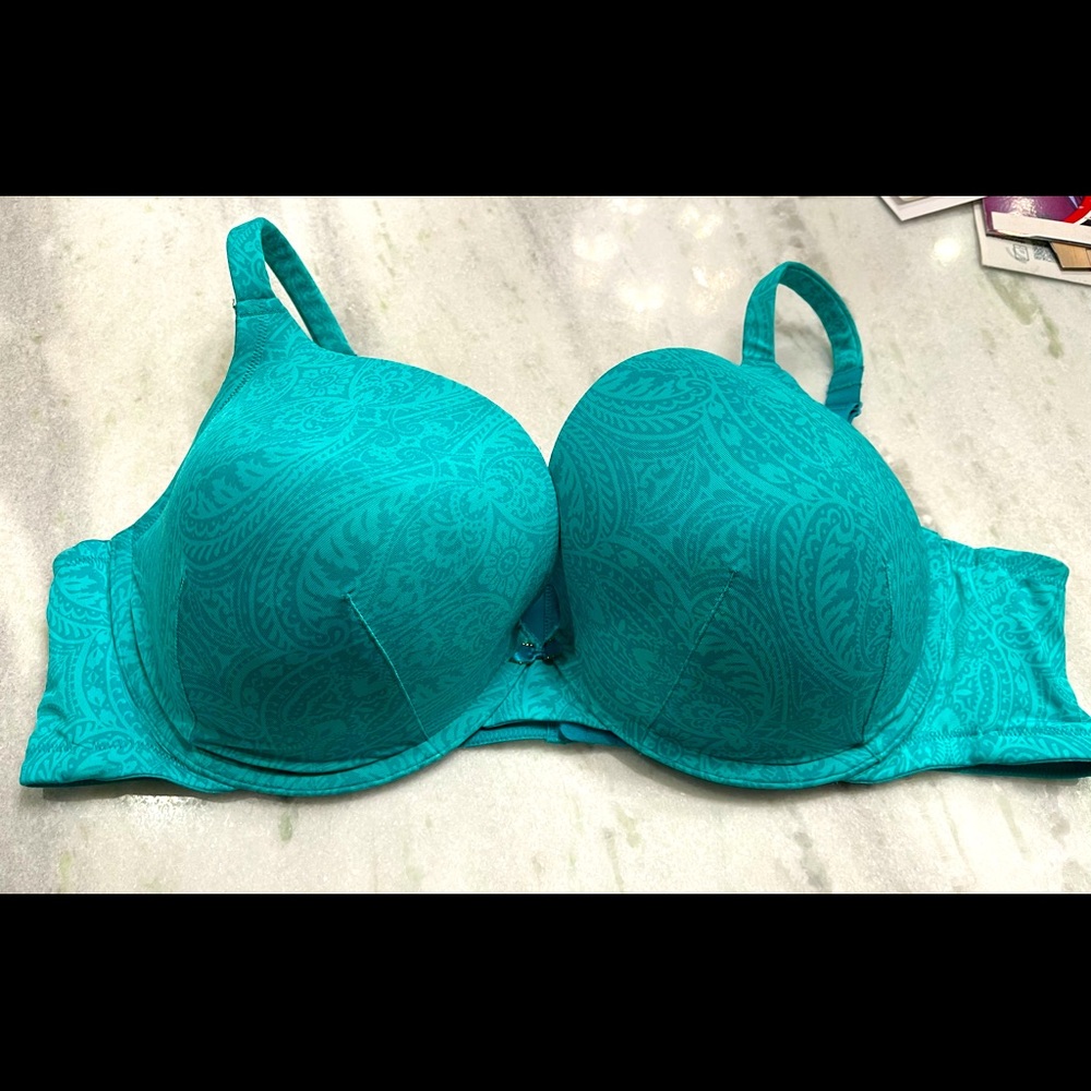Lane Bryant Aqua patterned Cacique Smooth Boost Plunge Bra size: 46 D like new !
